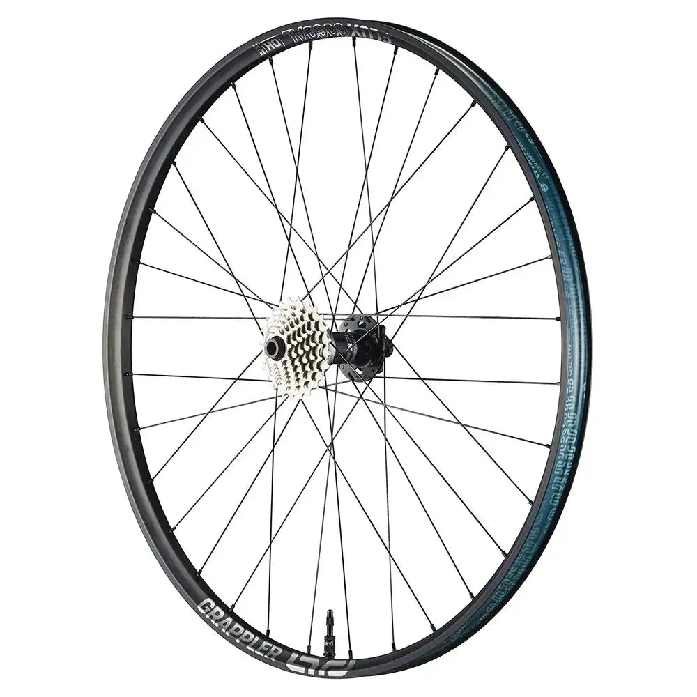 e*thirteen GR DH 27.5 32H 157 x 12 7 spd 9-24t