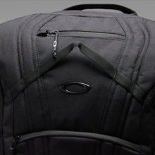 Oakley Enduro 25L Backpack Pitch Black