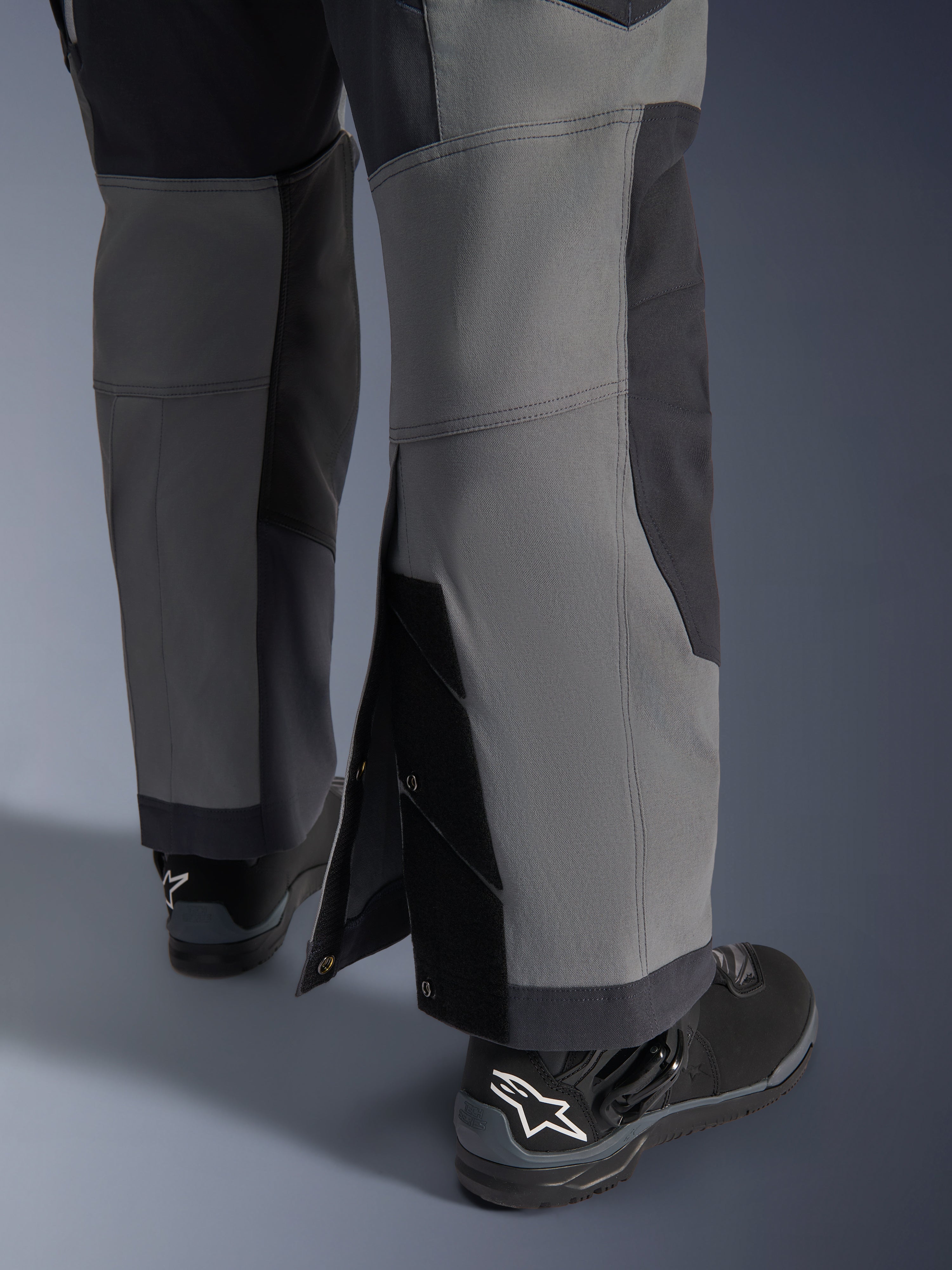 Alpinestars Maxdura Dual Pants Dark Gray/Deep Gray - detail