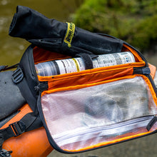 RG-025R - TRAILS END REAR FENDER BAG WITH TOOL ROL
