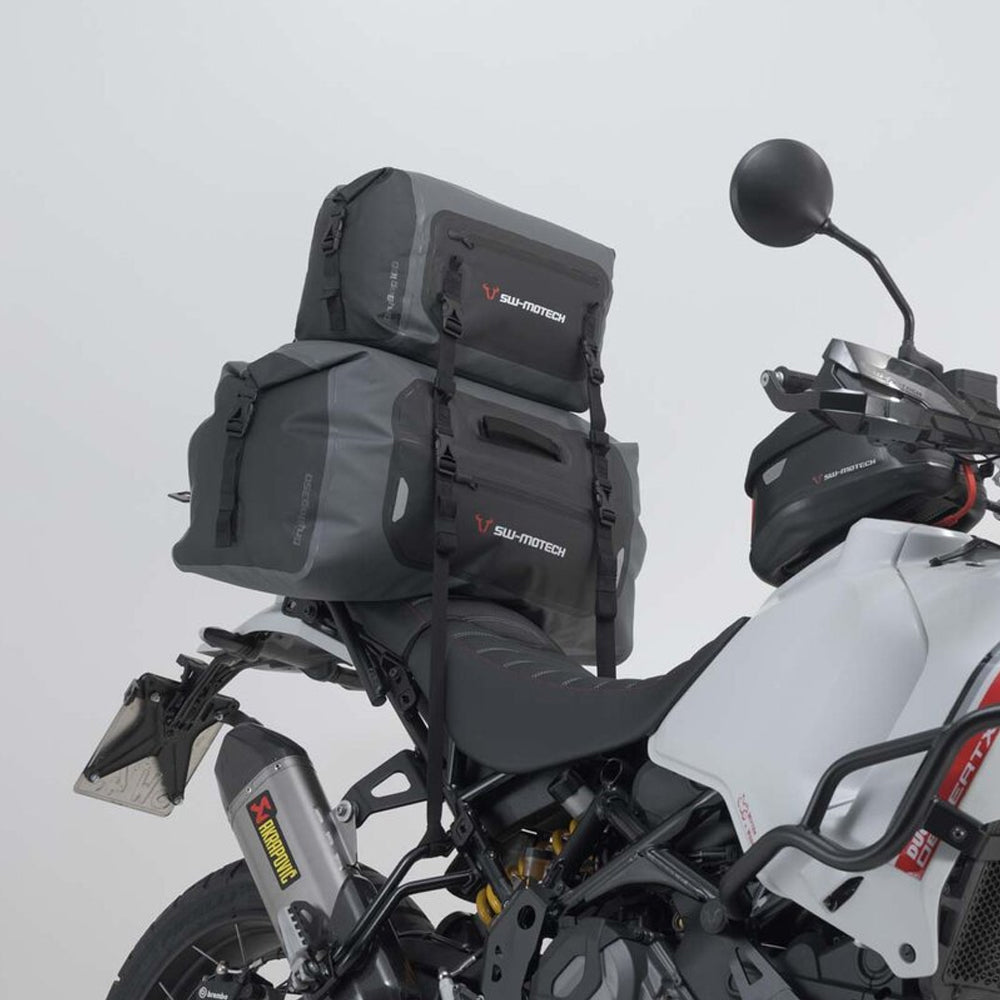 TAIL BAG SW MOTECH DRYBAG GREY BLACK 18L WEATHERPROOF