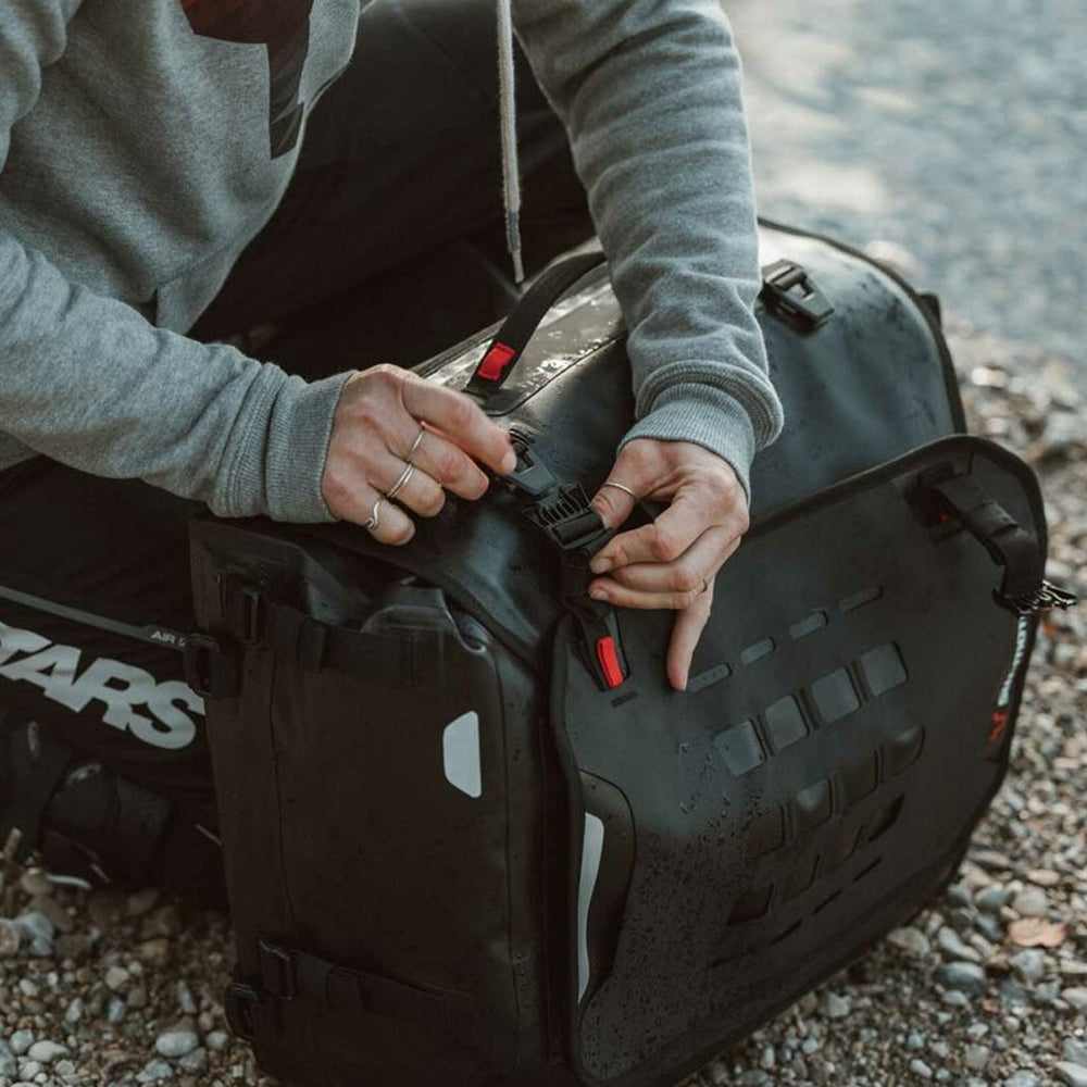 SYS BAG SW MOTECH WATERPROOF WITH ADAPTER PLATE 27L-40L RIGHT FOR PRO OR EVO SIDE CARRIER