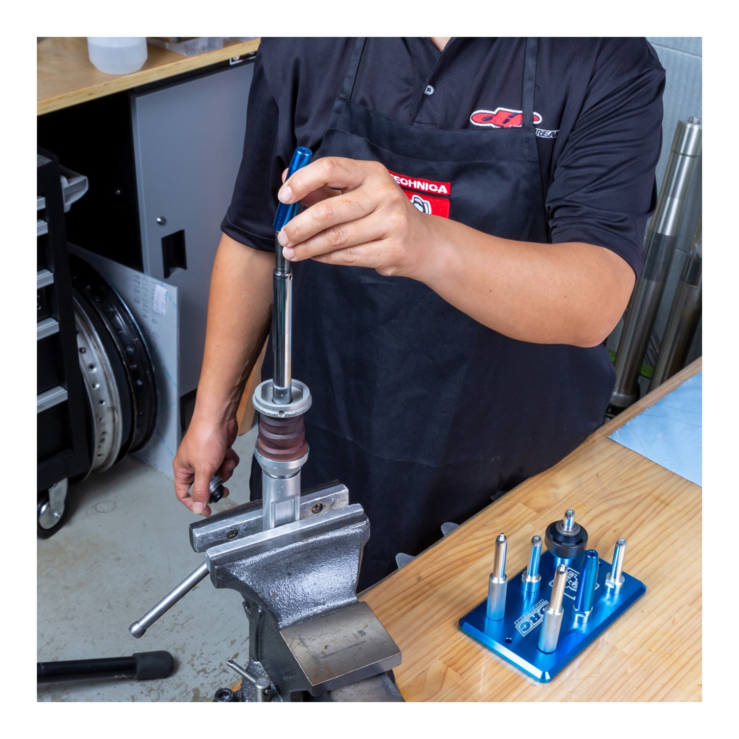 Enzo-DRC Rear Shock Valving Plate