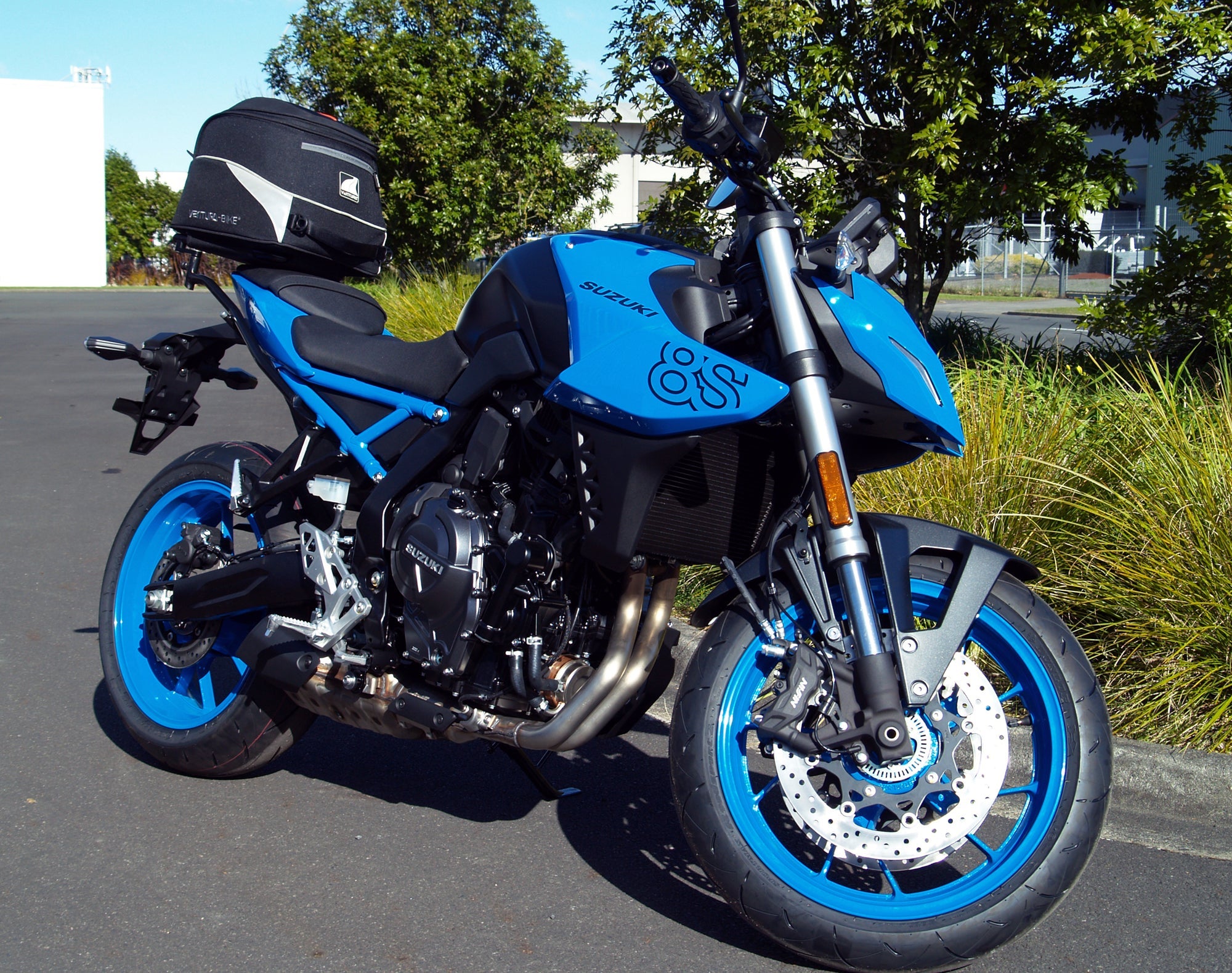 Ventura Luggage for Suzuki GSX-8S (23 - >)