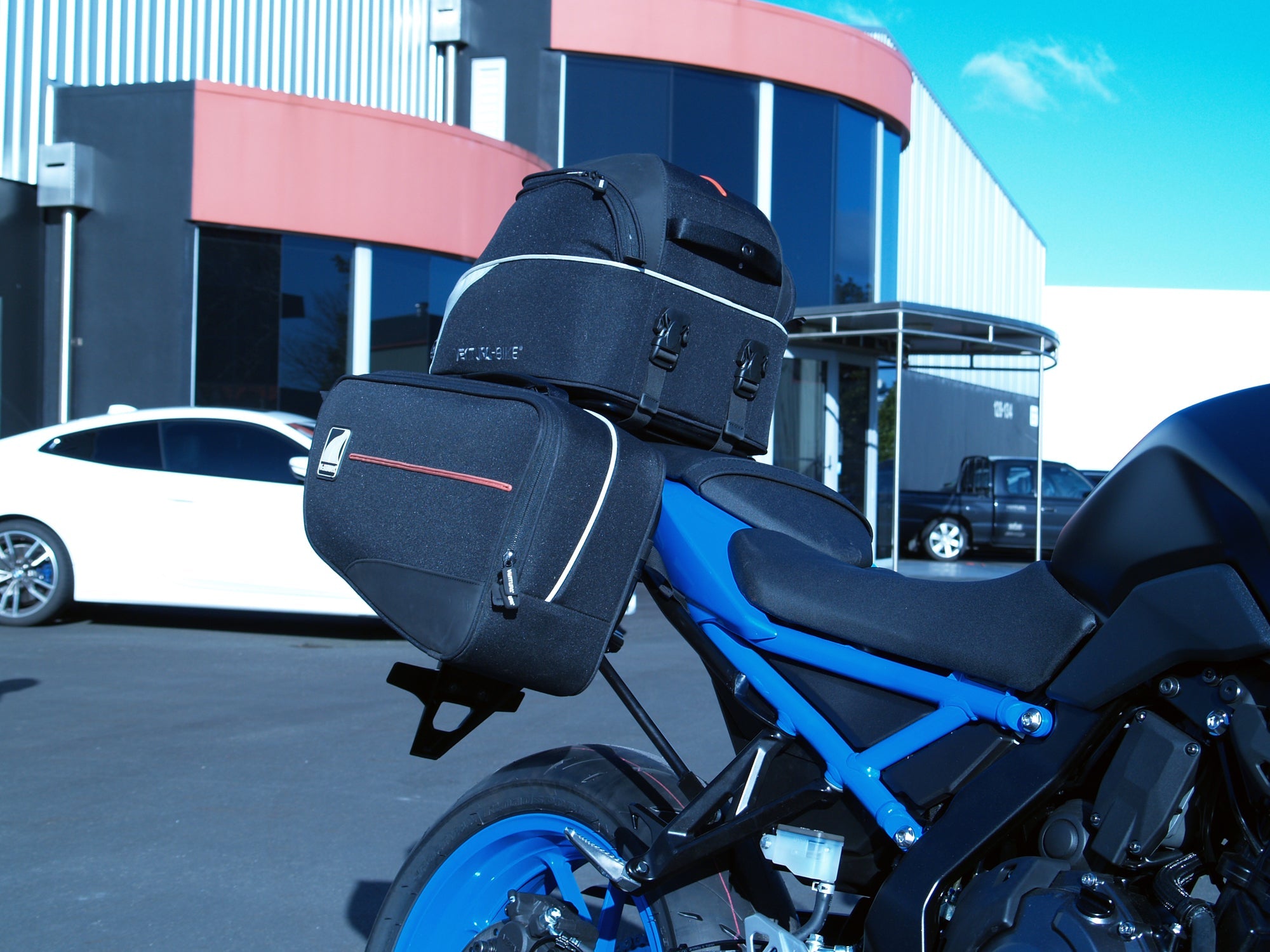 Ventura Luggage for Suzuki GSX-8S (23 - >)