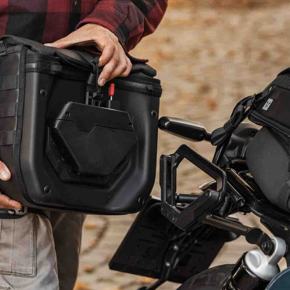 SW MOTECH LEGEND GEAR SIDE BAG 11L FOR V-LOC