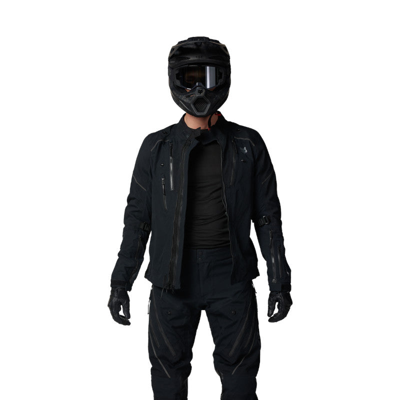 28367-001 Black
