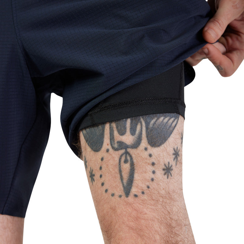 Motive Shorts 7"