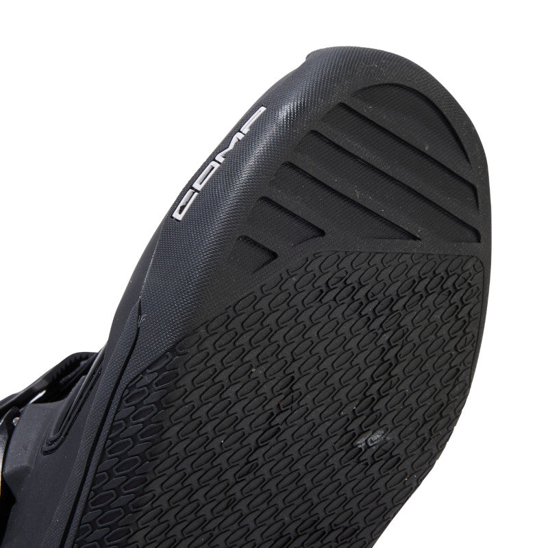 W Comp Boot