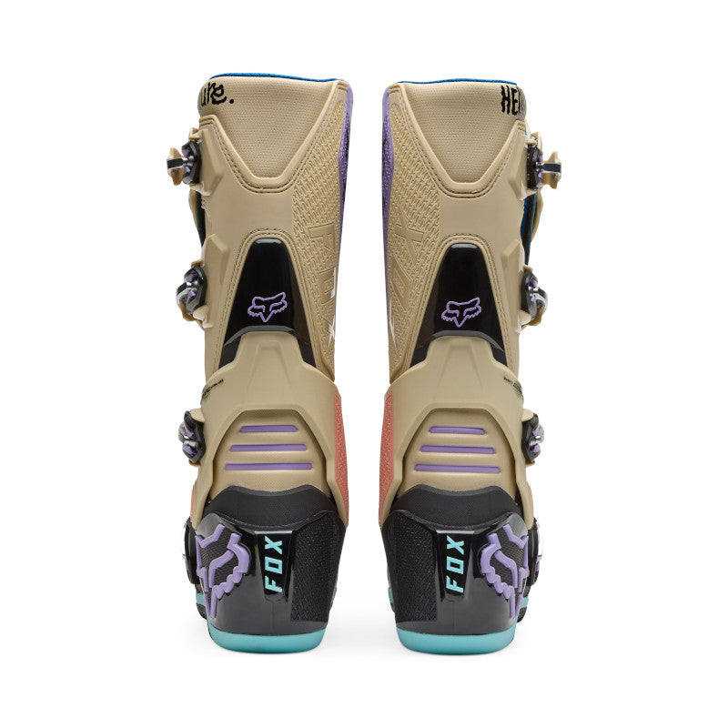 Motion Hello Future Boot