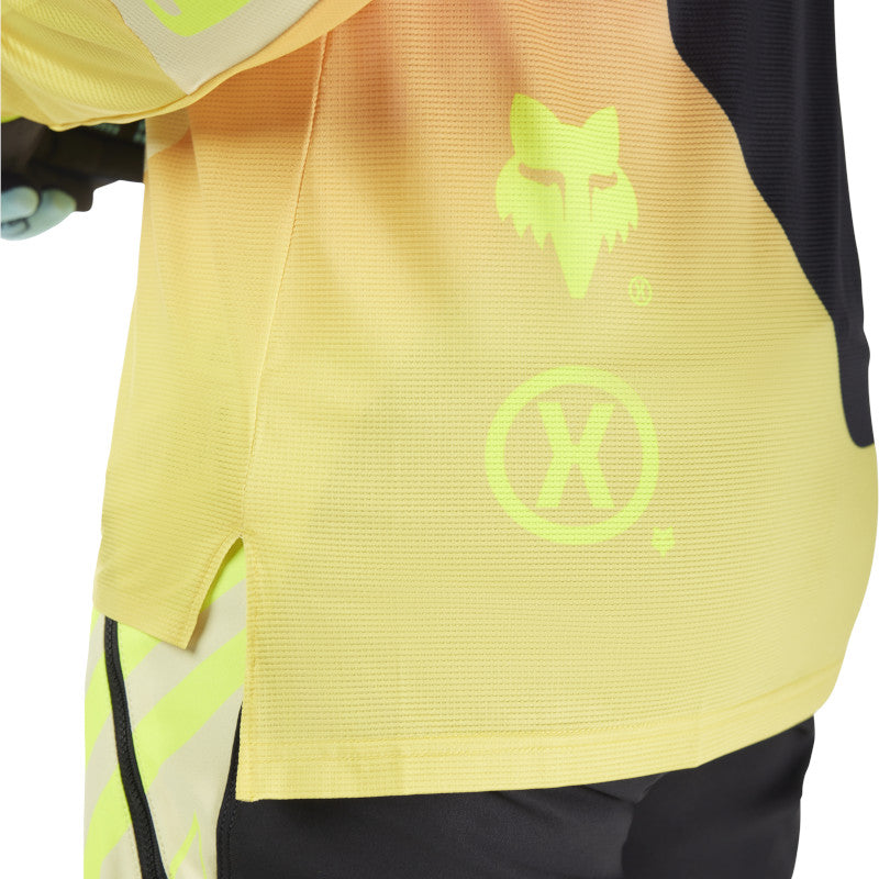 Fox Flexair LS Jersey Elevated