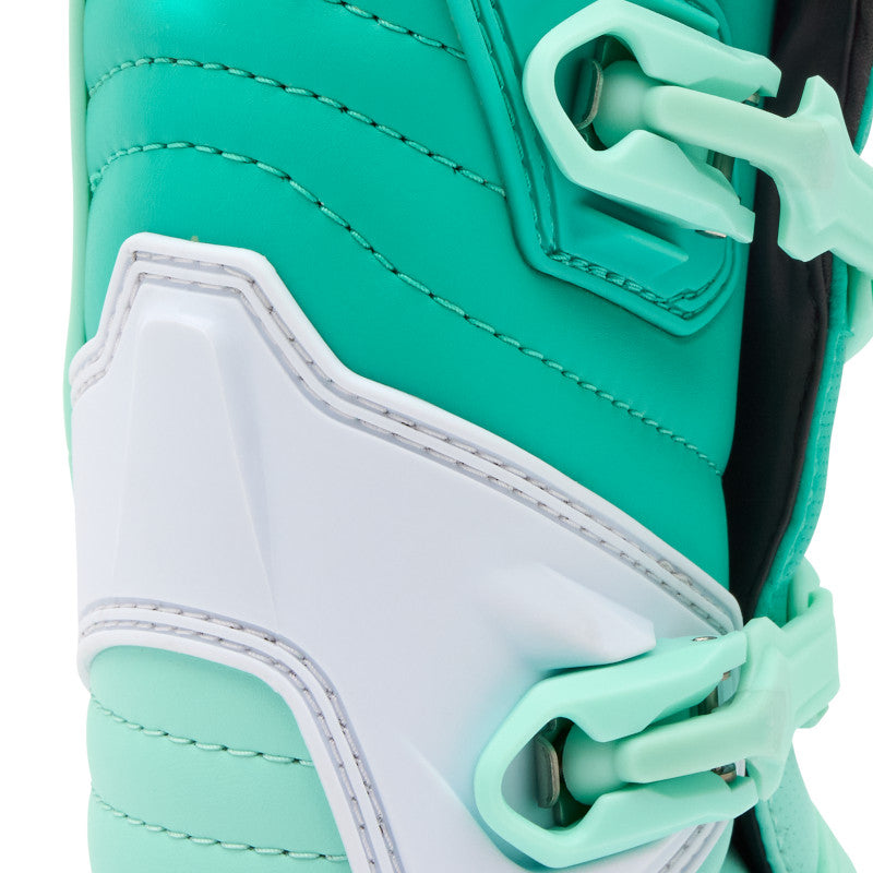 W Comp Boot