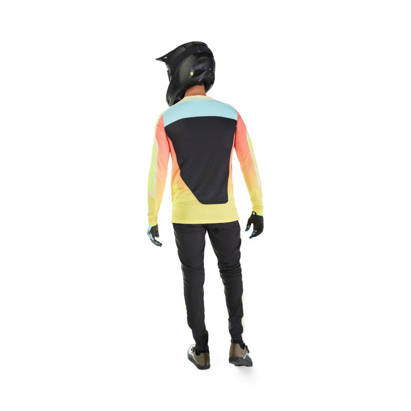 Fox Flexair LS Jersey Elevated