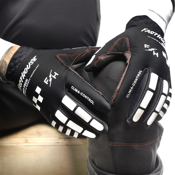 FastHouse Toaster Gloves - Black/White