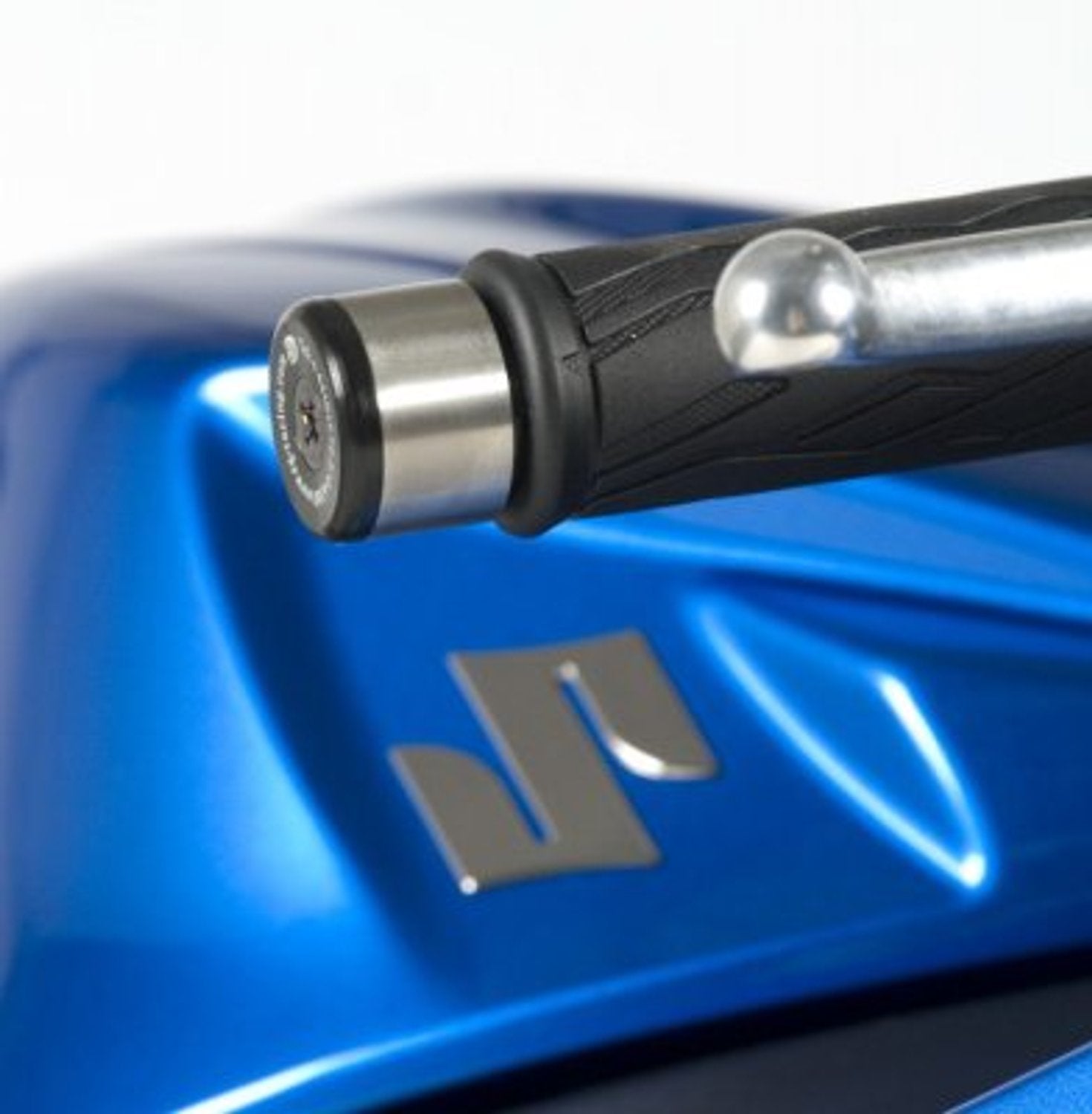 Bar End Sliders GSXR K1 onwards SV650 16-
