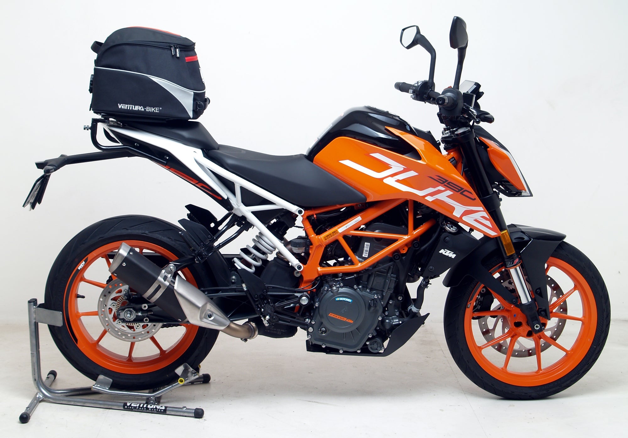 Ventura Luggage for KTM 200 Duke (20 - >)